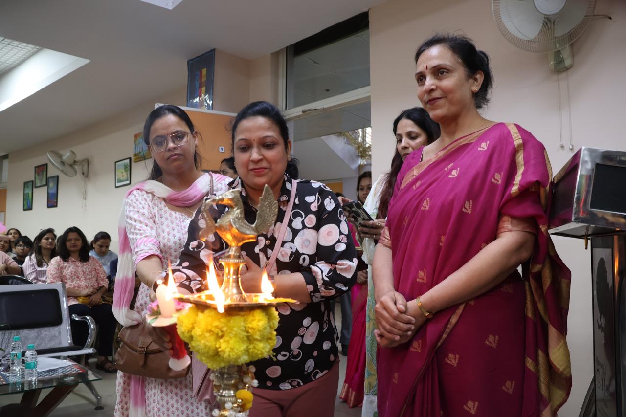 Class IX Prize Distribution Ceremony 